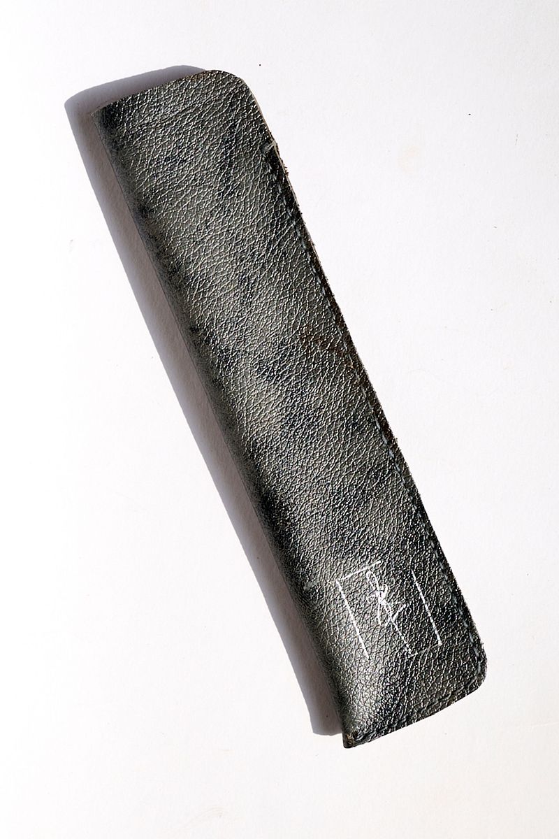 Skins : Classique Leather Pen Case