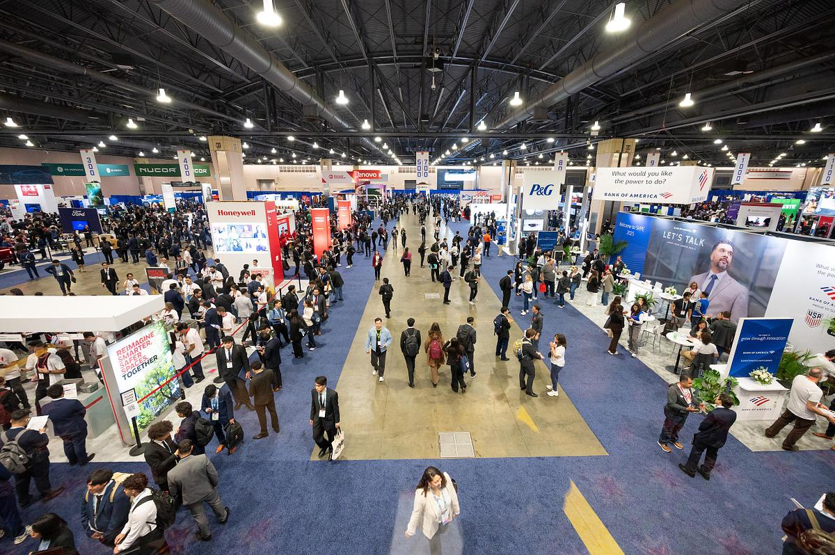 National Conference Floor: Corporate Event Photography at Scale