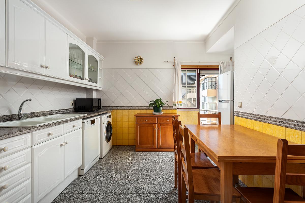 Apartamento T2 em Tomar &ndash; Fotografia de Interiores