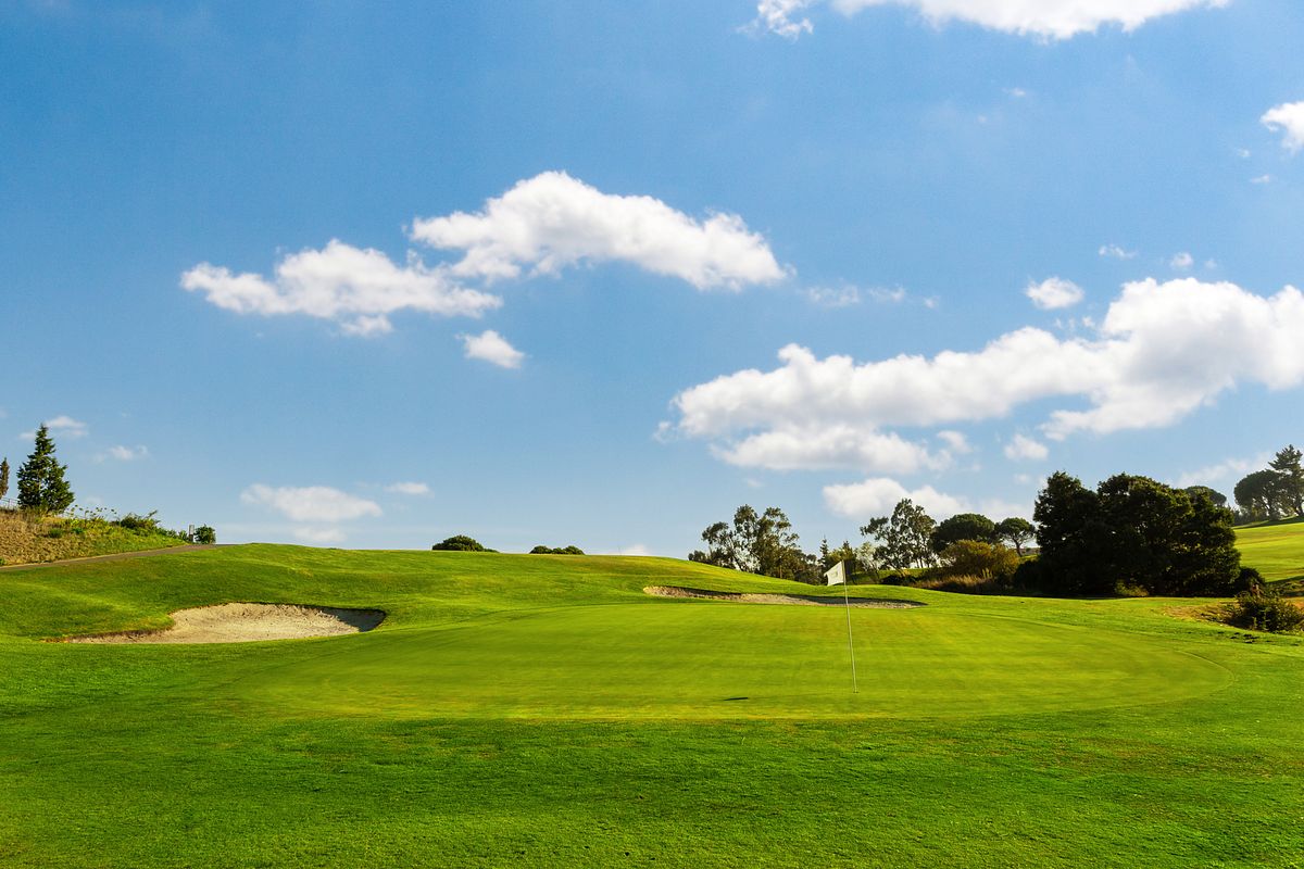 Fotografia imobili&aacute;ria de apartamento T4 no Belas Clube de Camp