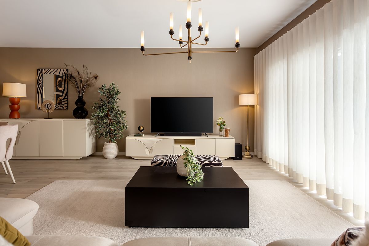 Fotografia de no Apartamento Montijo, destacando a decoração com Estilo Africano.