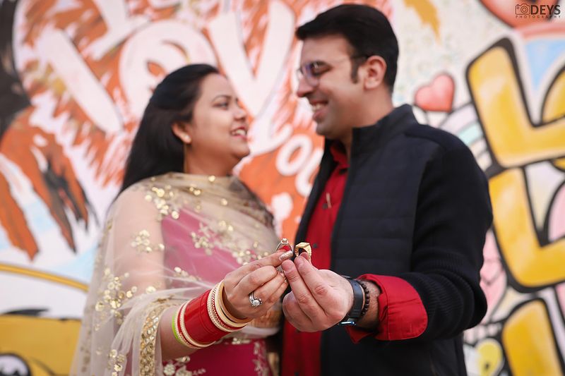 What is post wedding photoshoot?