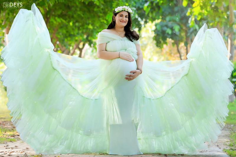 DP020 - Ruffled Tea Green Maternity Shoot Gown