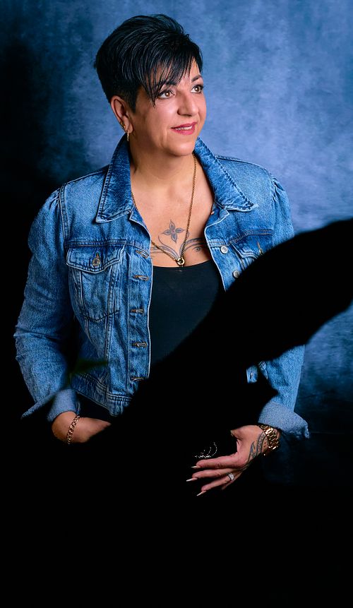 portrait, frau, farbe, pose