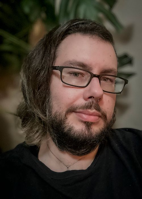 Jaxon Fox (they/them)