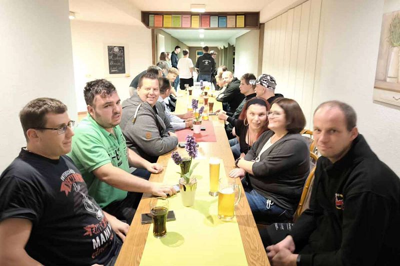 Ibb-Kickers & Sechz'ger Löwen - Gute Freunde kann niemand trennen