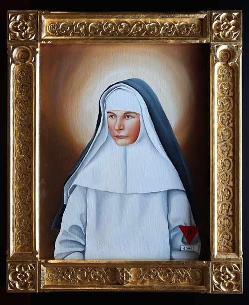 Hand carved and gold leafed picture frame for Dominican Sisters in Columbus, Ohio