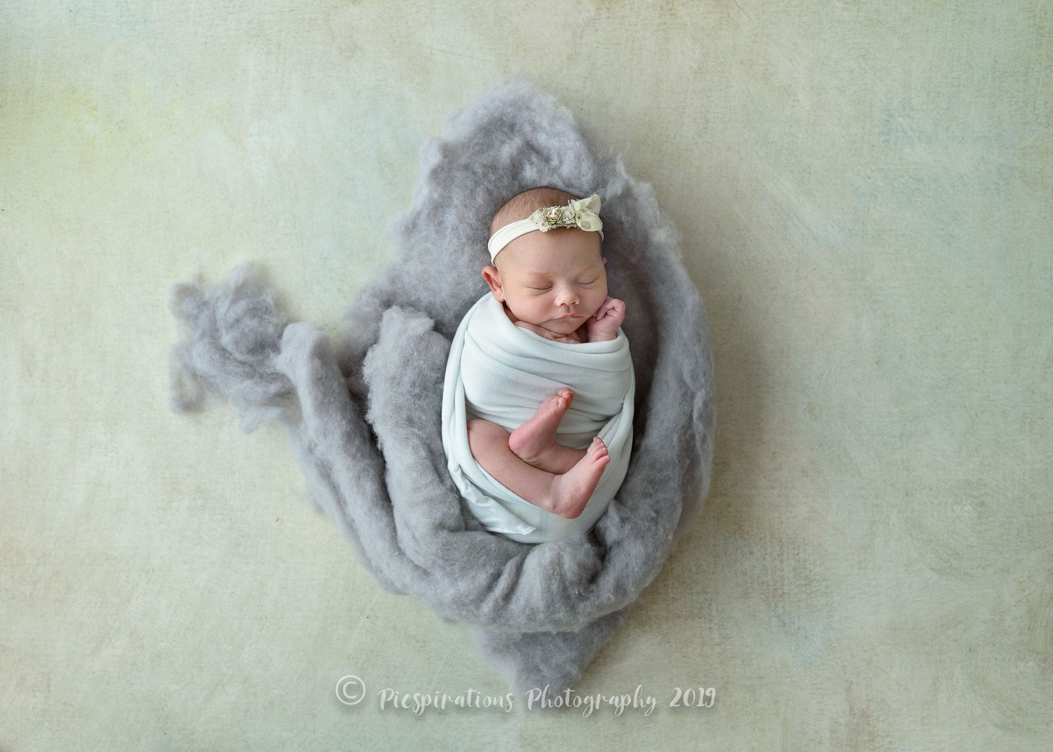 Newborn Photography - Picspirations Photography (30)