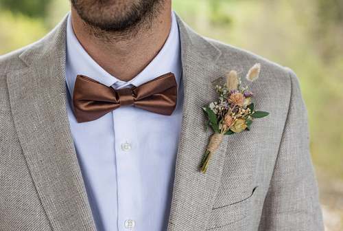 Let's make your wedding memories timeless&mdash;contact me today.