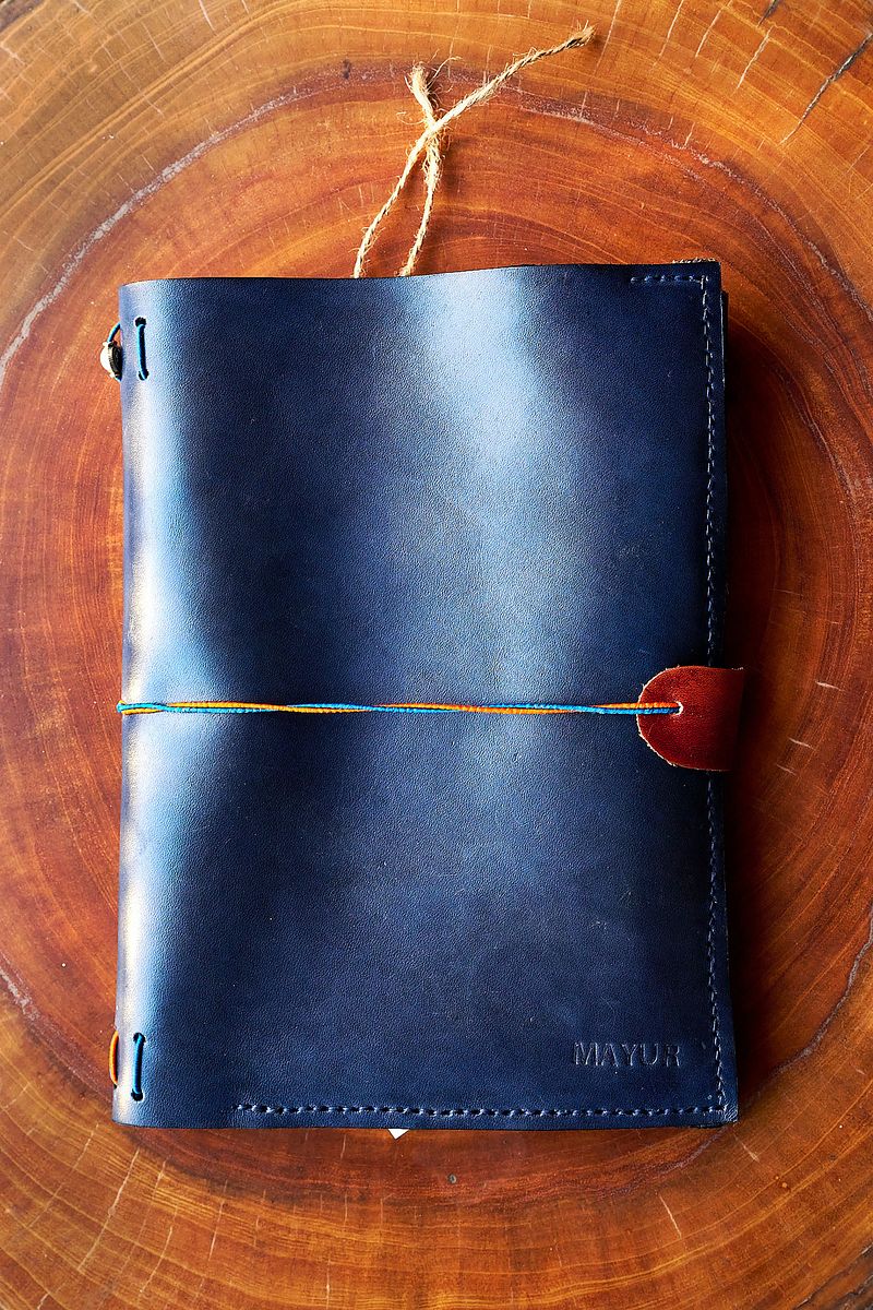 Skins: Nyinu Leather Portfolio Journal - A5