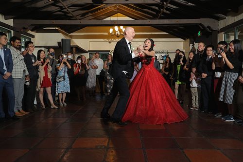 couple-dancing