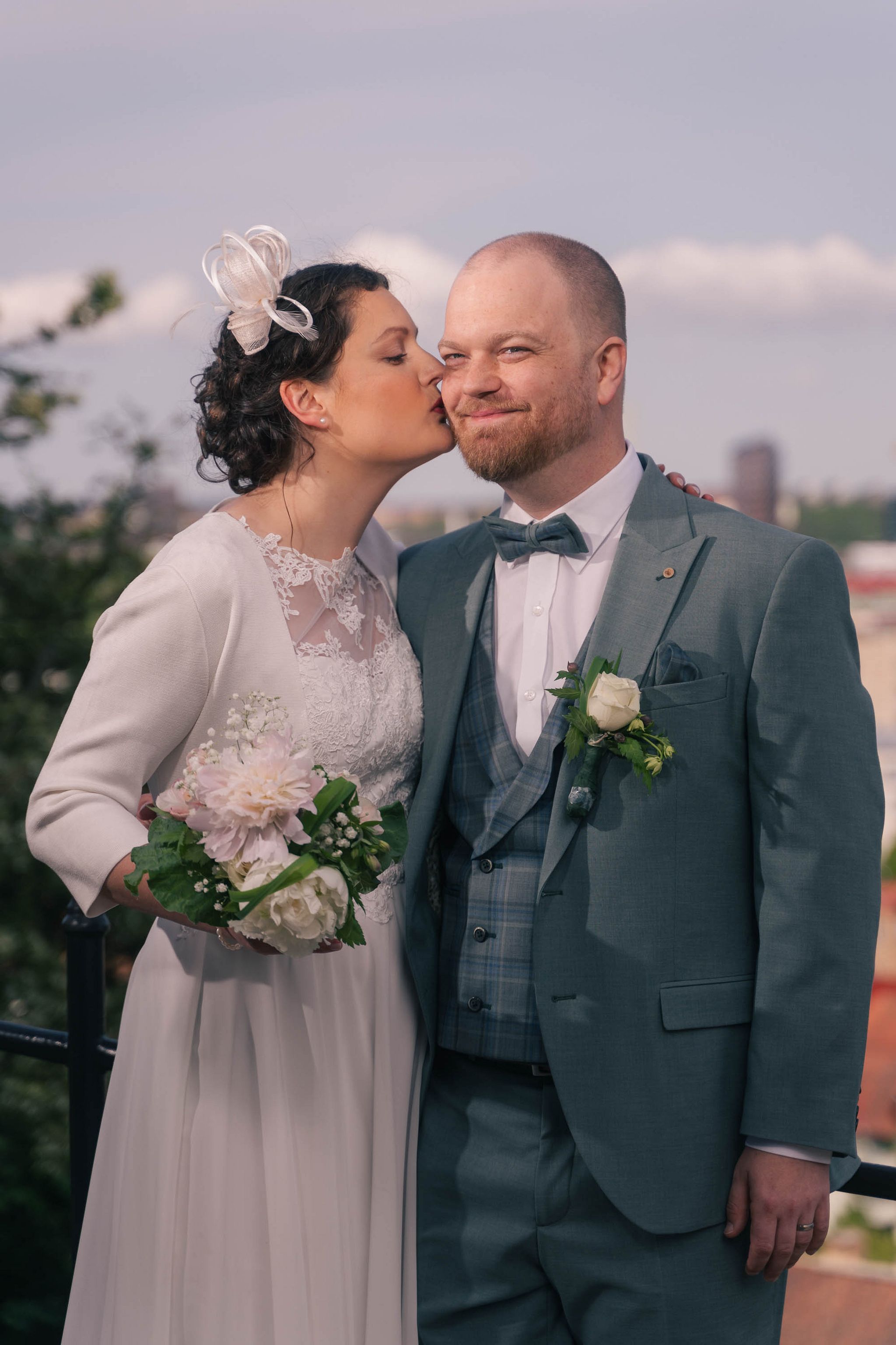 WEDDING