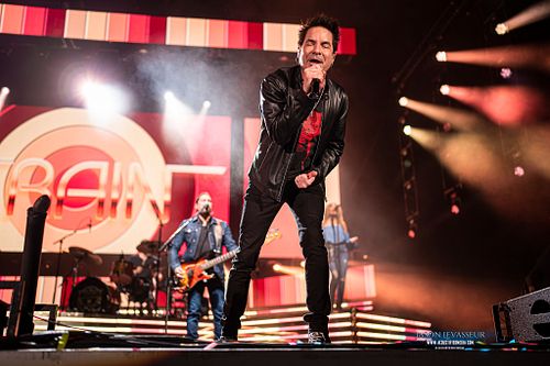 Train, Jewel, Blues Traveler