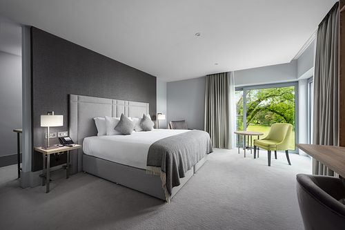 Killeavy Castle Estate, Hotel