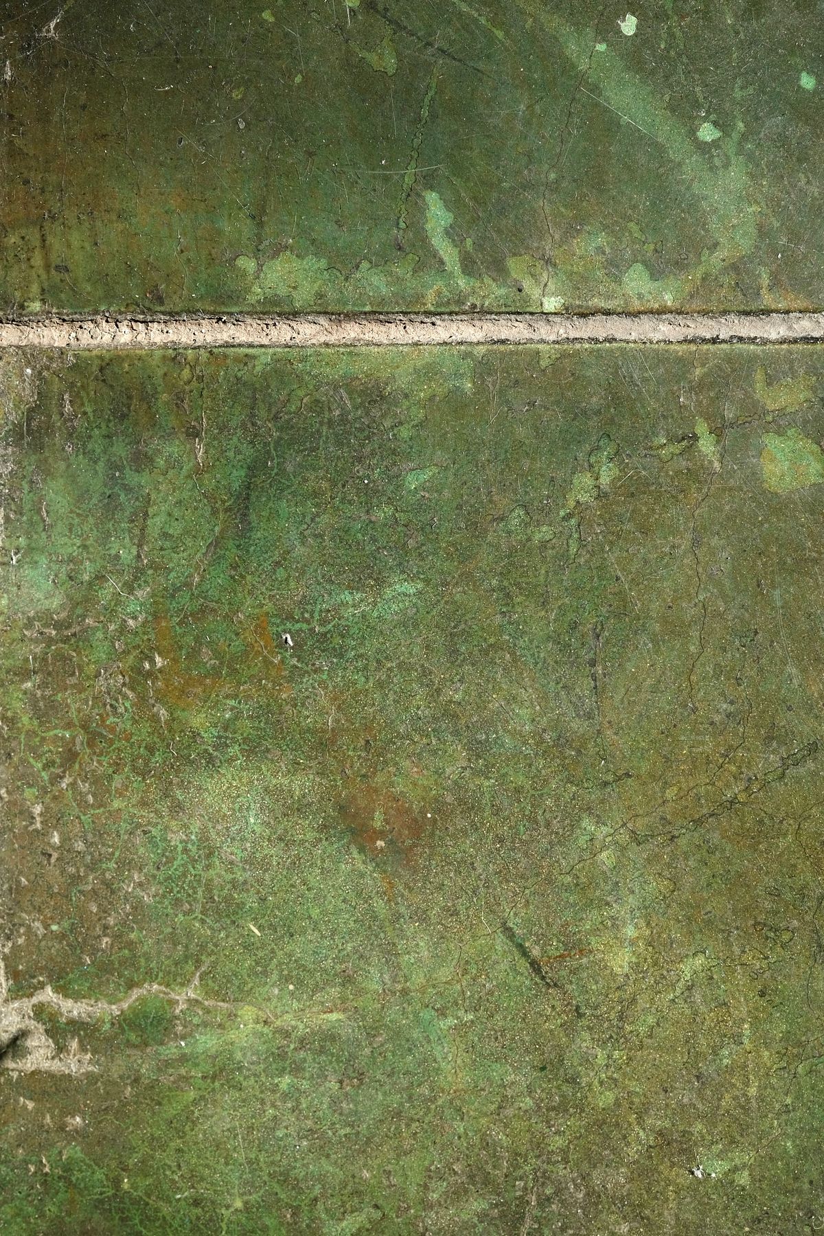 Gorgeous green detailed wall