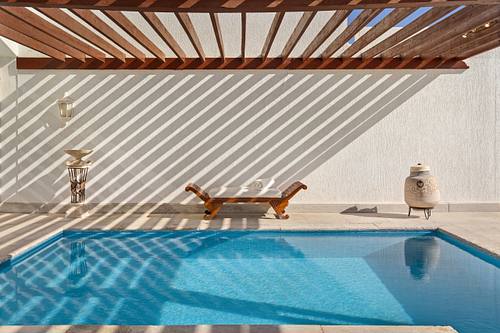 Premium Hotels & Resorts