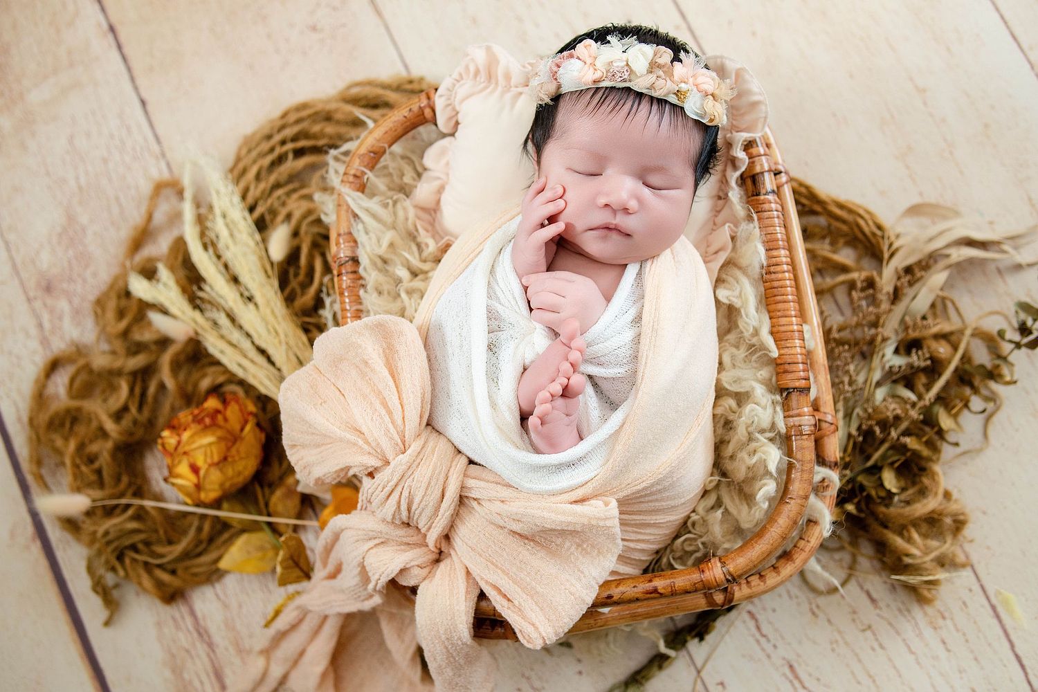 Capturing love, life, and every little milestone.