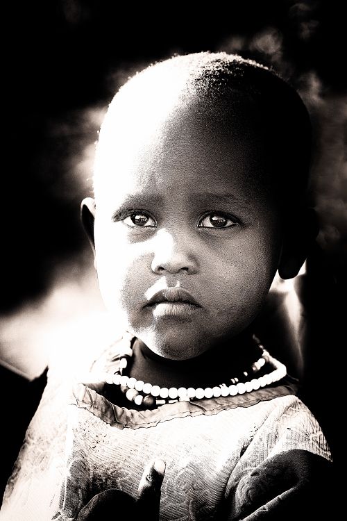 Portrait d'une enfant Massaï de Tanzanie