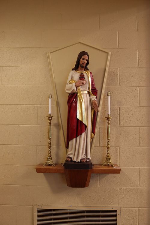 The beautiful new Sacred Heart Statue on its ugly old pedestal