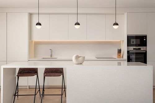 Cozinha contempor&acirc;nea integrada em projeto de design de interiores no Hyatt Regency Lisboa