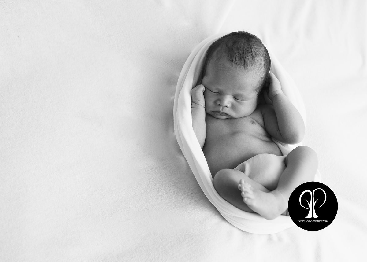 Newborn Photography - Picspirations Photography (43)