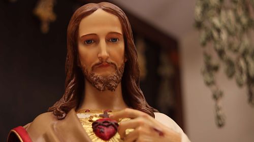 A beautifully restored Daprato statue of the Sacred Heart of Jesus ready to go back to its home.