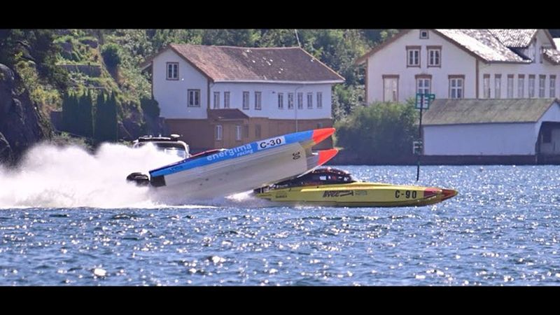 Arendal Båtsportklubb har publisert en stolt nyhet på sine sider og i dag anbefaler vi alle båtsport interesserte til å følge med kl 19.00 og vi referer til deres status :