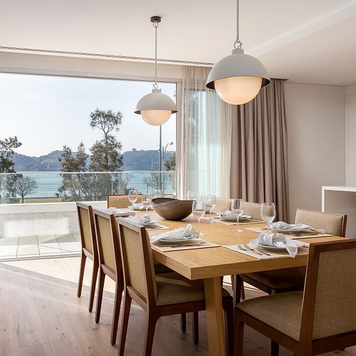 Cozinha contempor&acirc;nea integrada em projeto de design de interiores no Hyatt Regency Lisboa