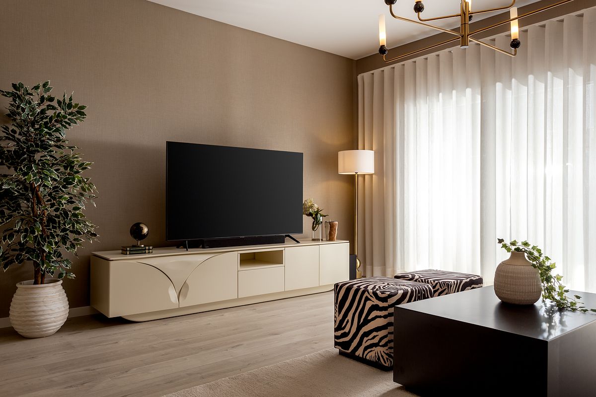 Fotografia de no Apartamento Montijo, destacando a decoração com Estilo Africano.