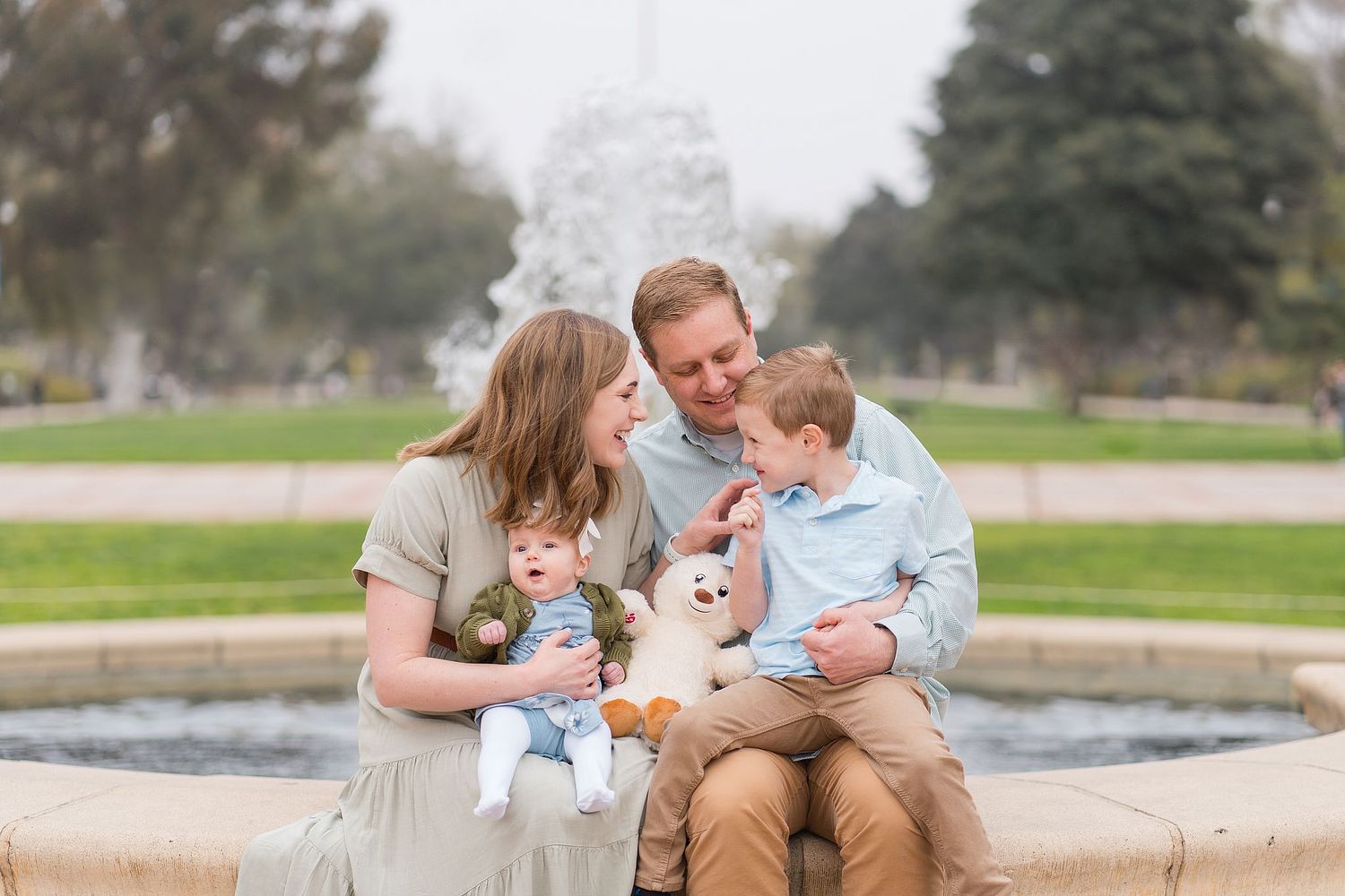 Family Portrait Photoshoot, UCLA Los Angeles California