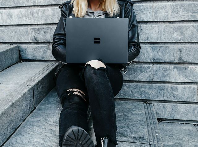 What is a Student Portfolio? Beginners Guide + Tips